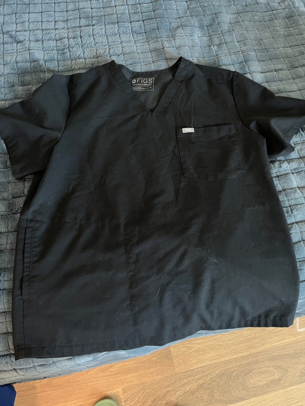 Figs Black Catarina Scrub Top with Chest Pocket XL